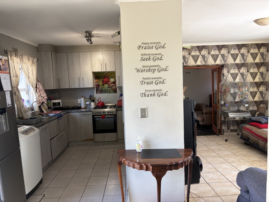 3 Bedroom Property for Sale in Table View Western Cape
